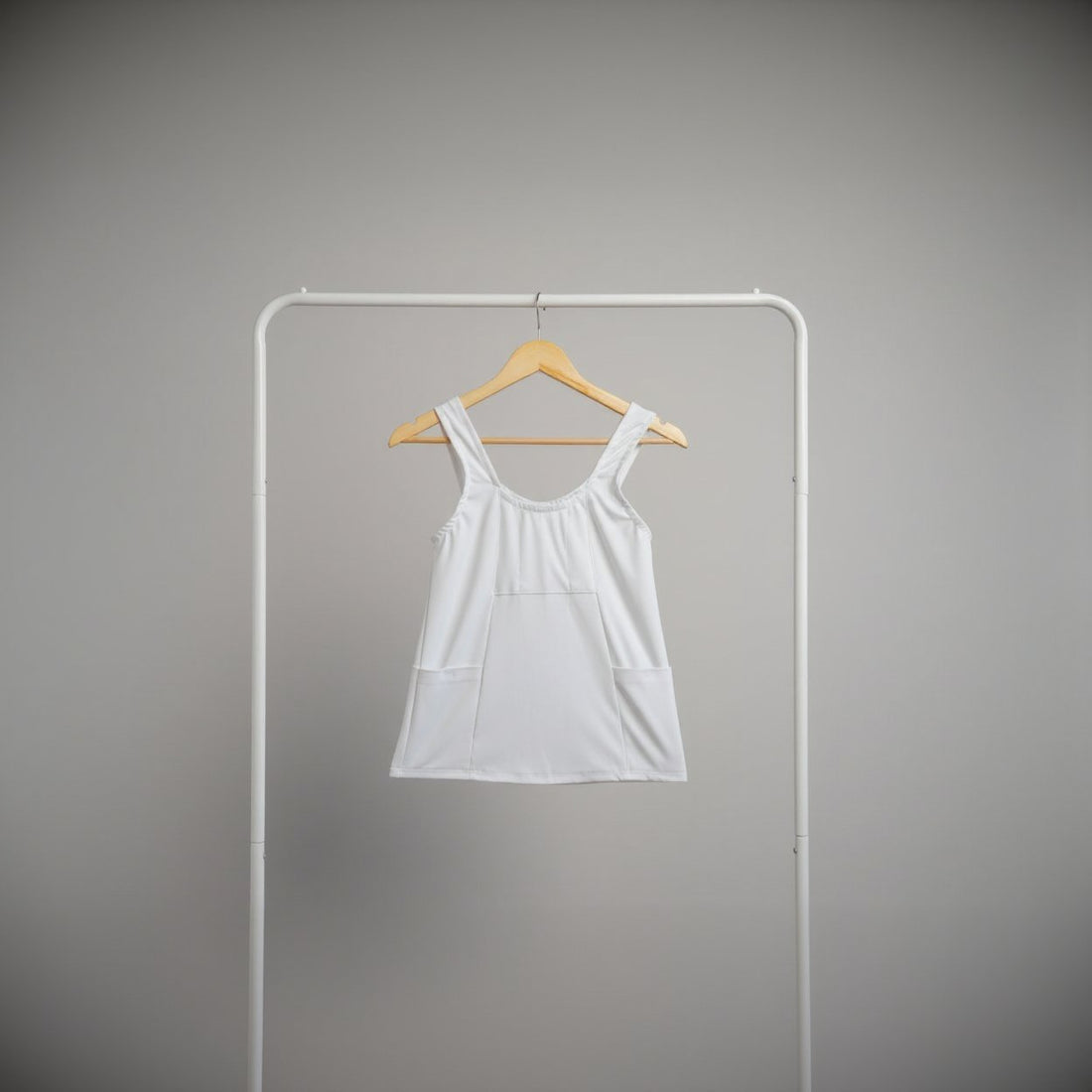 Mude Tank - White